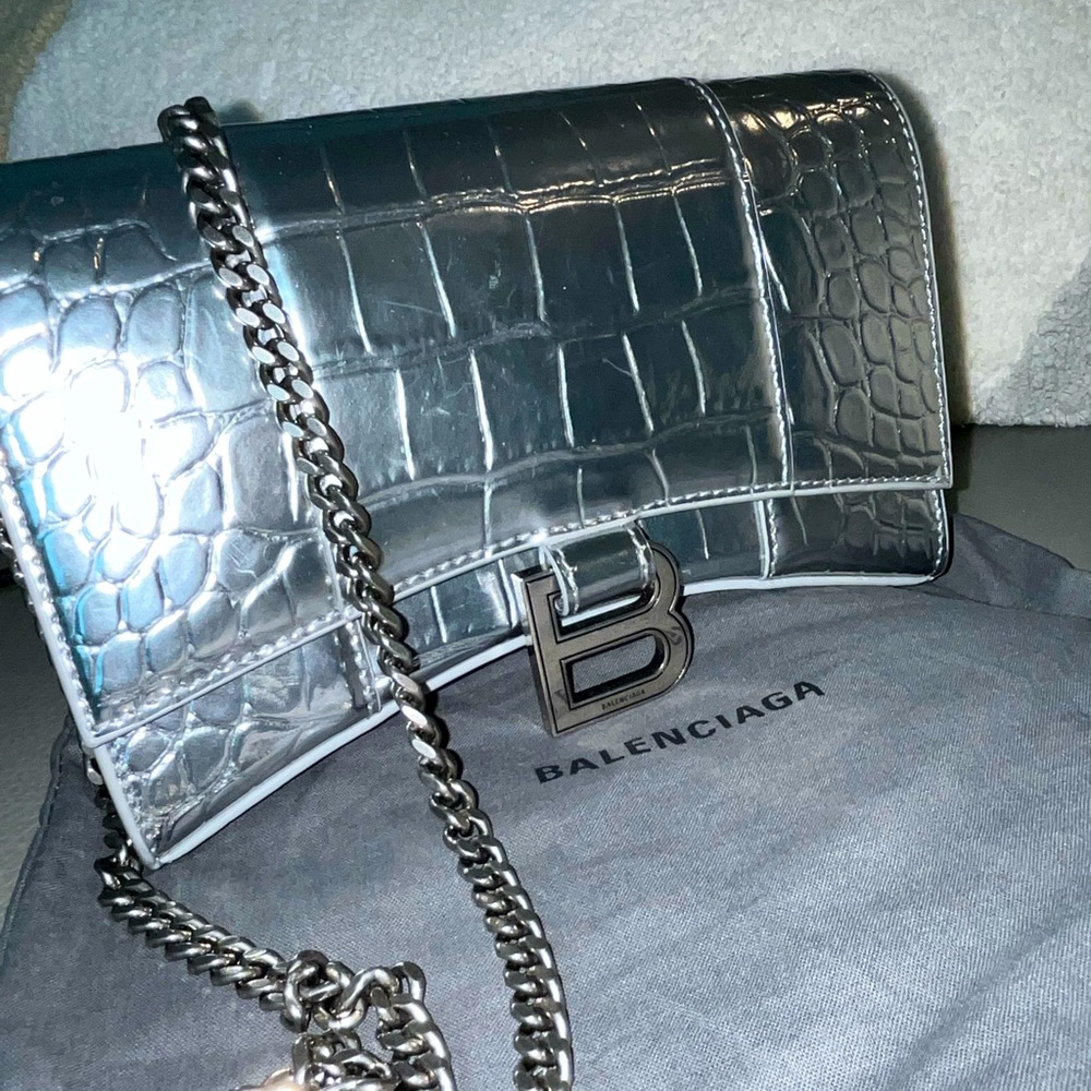 Balenciaga
Metallic Crocodile-Embossed Leather Shoulder Bag
